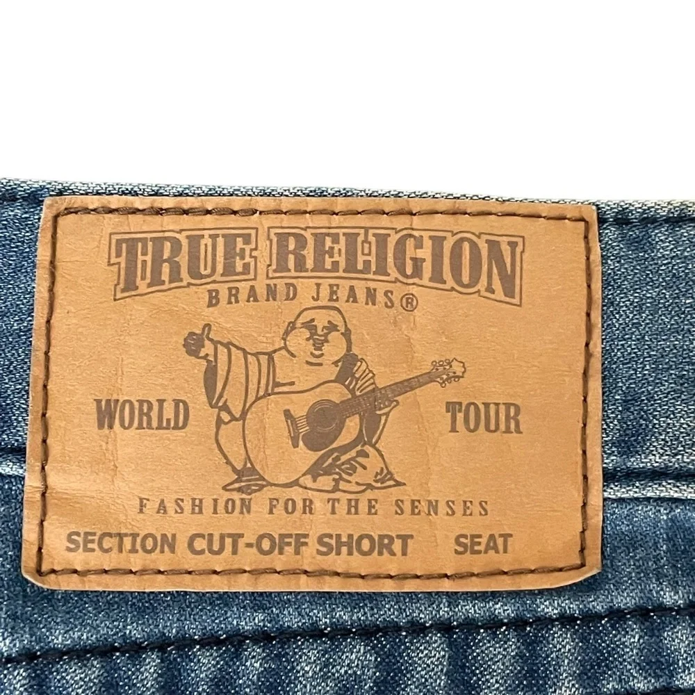True Religion Men's Cut-Off Jean Shorts w/ Flaps & Rips in Moving Indigo size 38